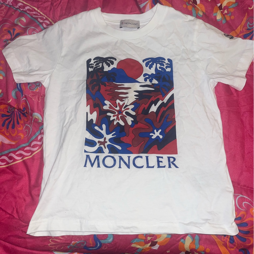 Moncler Boys shirt size 8. Authentic purchased directly from the Children Salon.